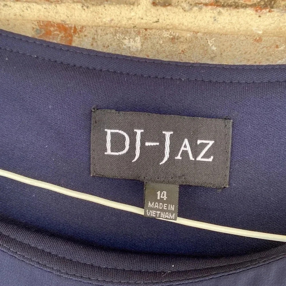 DJ-JAZ Navy Beaded Cape Mother of the Bride Dress - Picture 3 of 8